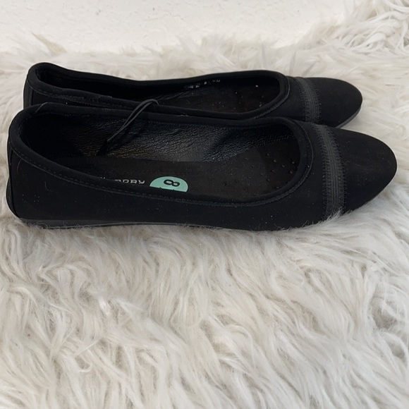 CL by Chinese Laundry Round Toe Flats Size 8.5 NWT - Picture 2 of 6